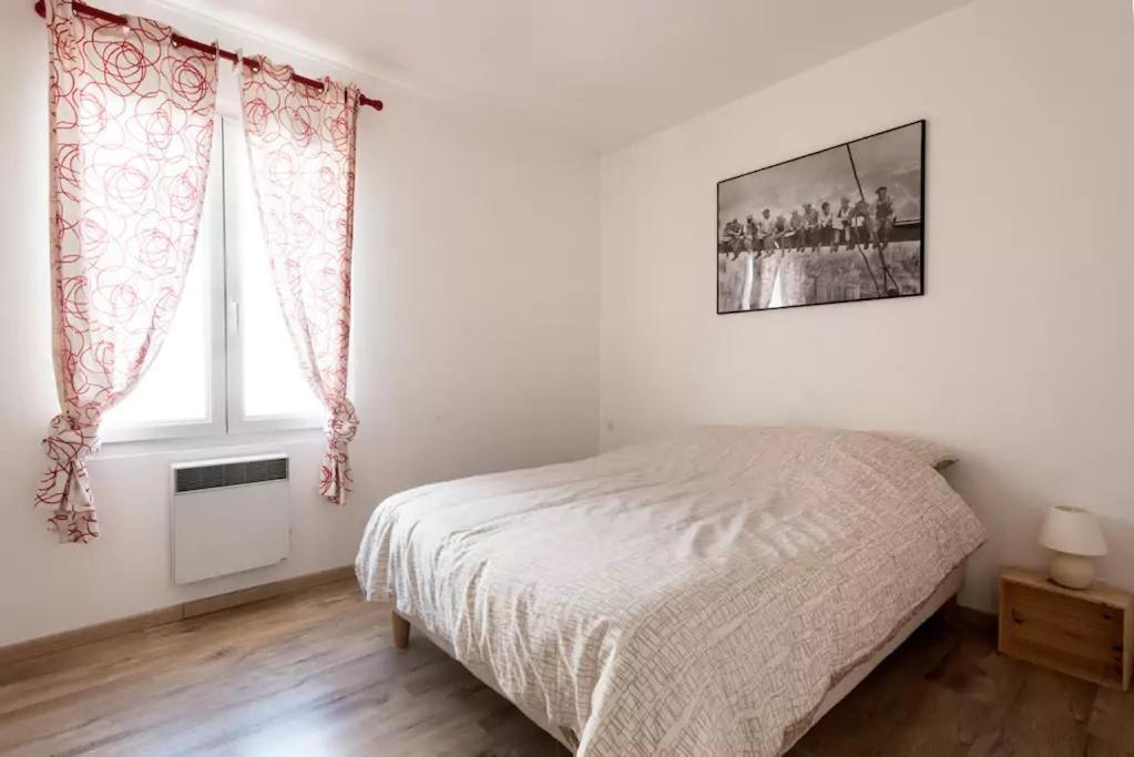 Maison *** Avec Cour 3Km Plage Et La Rochelle Saint-Vivien  Экстерьер фото