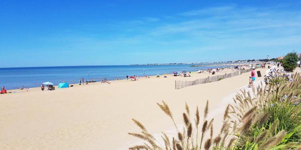 Maison *** Avec Cour 3Km Plage Et La Rochelle Saint-Vivien  Экстерьер фото